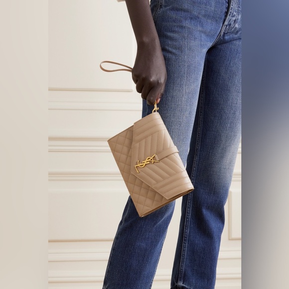 SOLD Saint Laurent monogram envelope clutch bag - Picture 13 of 13